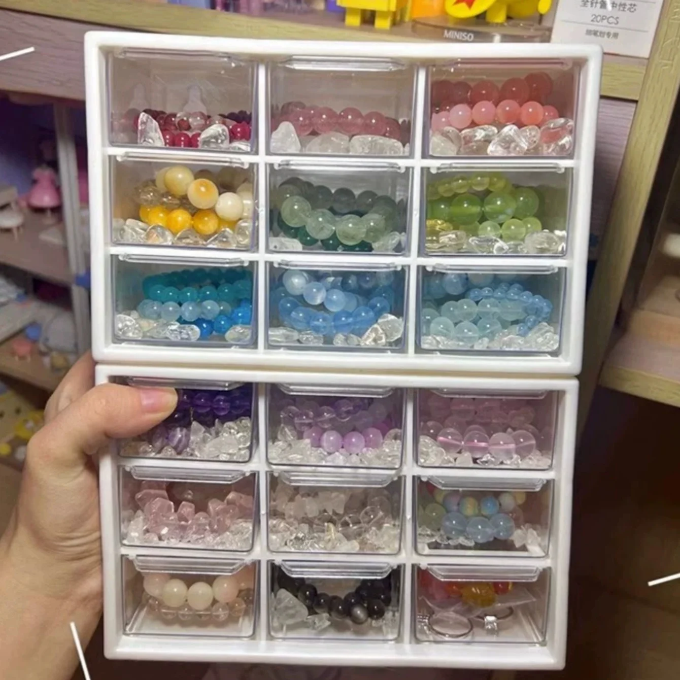 Bead Material Storage Box. The - Office Furniture Installation recension och pris